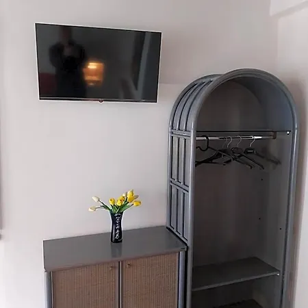 Le Rocce Bed and Breakfast