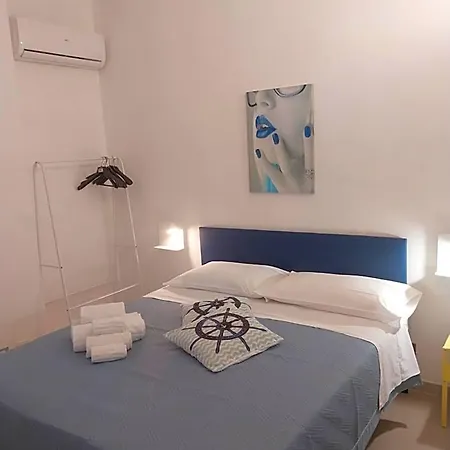 Le Rocce Bed and Breakfast